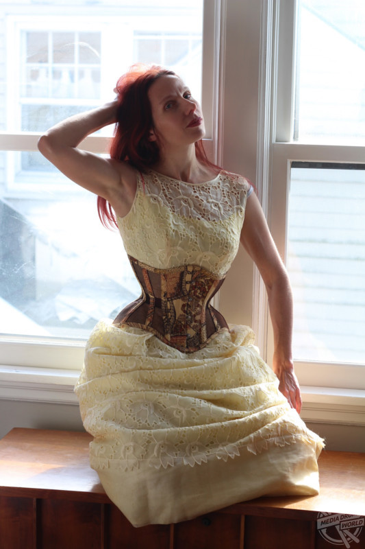 Addicted To Corsets This Woman Have Reduced Her Waistline By Inches
