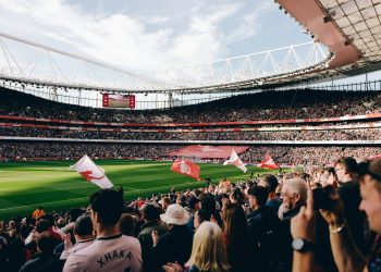 Football Round Up: Arsenal extend Premier League lead as Liverpool and Chelsea stage dramatic comebacks
